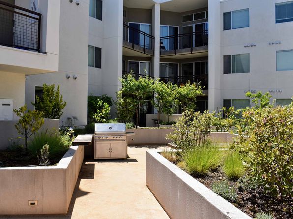 3885 State St APT 121