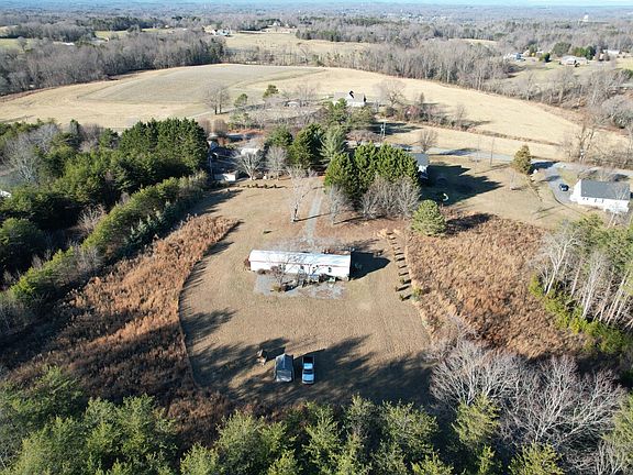 3rd image of 5017 Howell School Rd