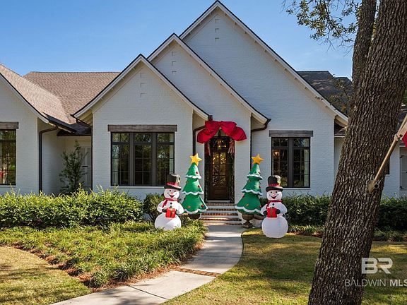 3rd image of 201 Flatwoods Dr