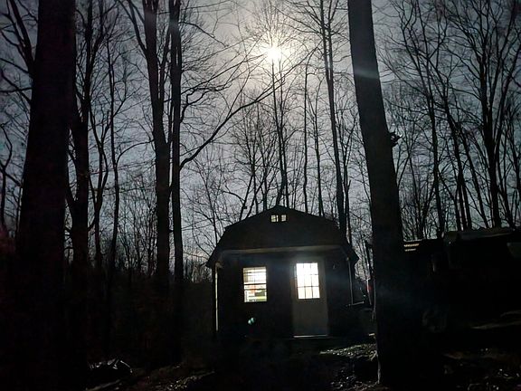 2nd image of 339 Cow Creek Rd