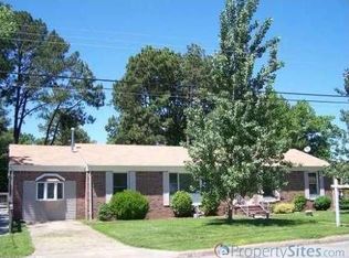818 Sharpley Ave, Hampton, VA 23666