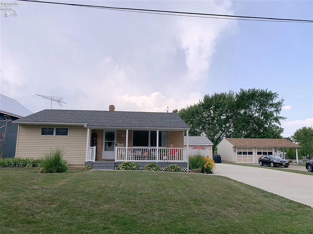 246 N Arman Rd photo 1