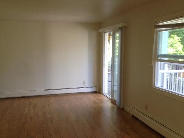 2nd image of 3910 Malaspina Cir APT 3