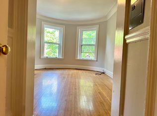 174 Bay State Rd #2F-1, Boston, MA 02215