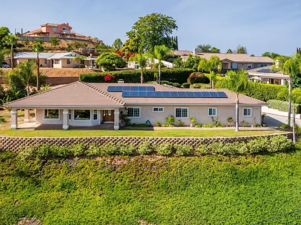 9116 Paradise Park Dr, Lakeside, CA 92040