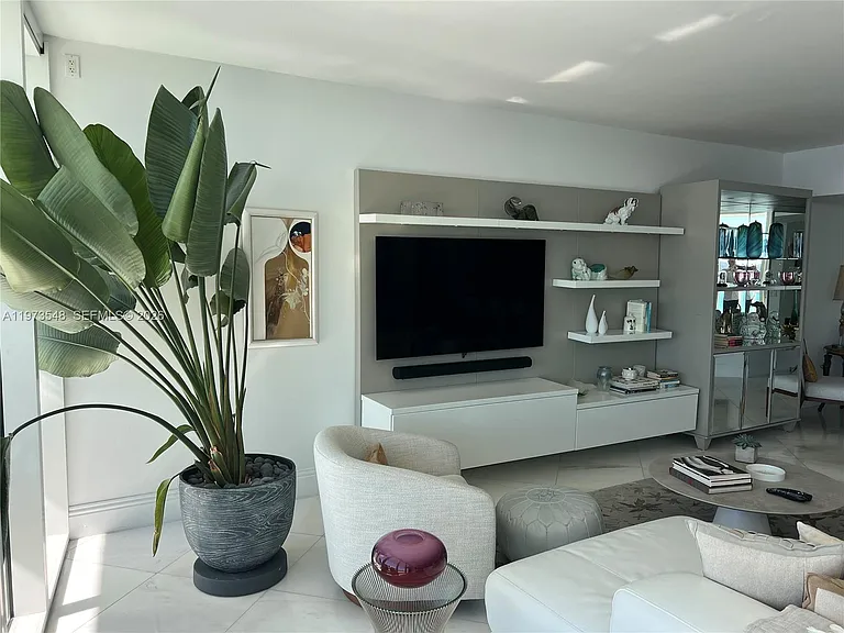 1643 Brickell Ave #903 — Photo 9