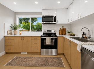 311 Bunting Rd #13-24, Saint Catharines, ON L2M3Y4