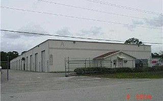 2nd image of 2155 NW Settle Ave
