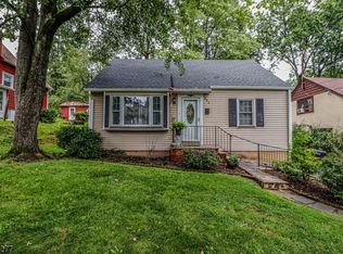 390 Windsor St, North Plainfield, NJ 07060