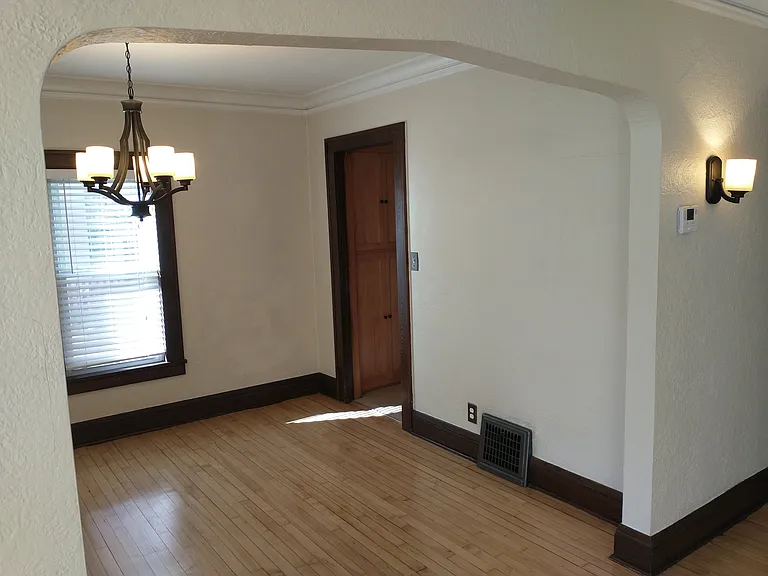 1315 29th Ave NE #1 — Photo 9