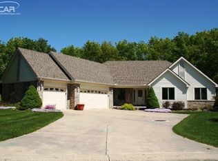 9515 Creek Bend Trl, Davison, MI 48423