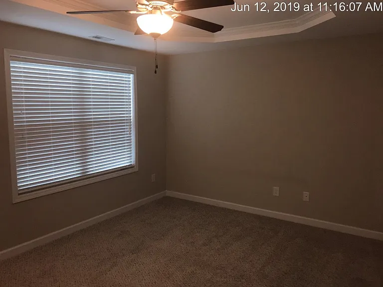 124 Sorrel Ct — Photo 17