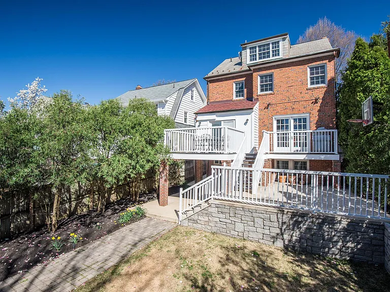 3420 Patterson St NW — Photo 39