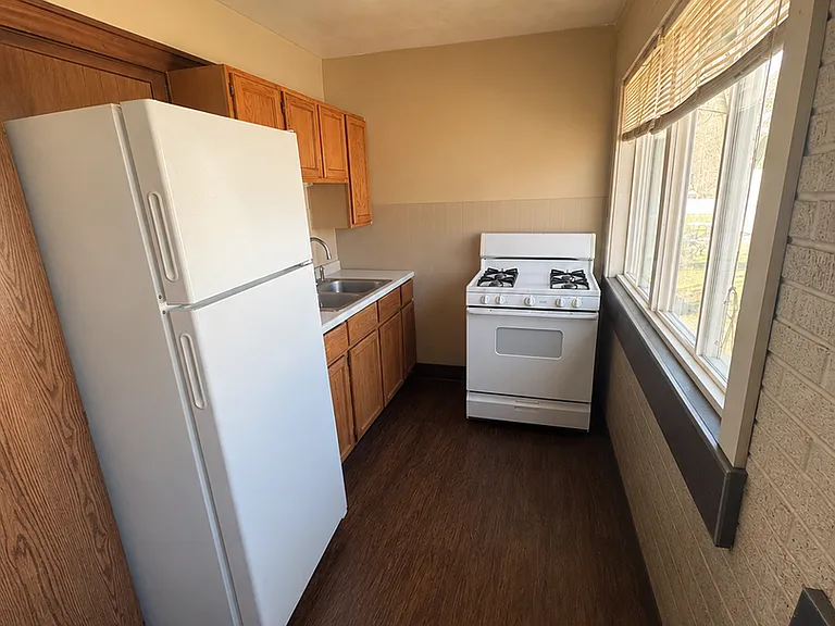 1017 Vine St — Photo 23