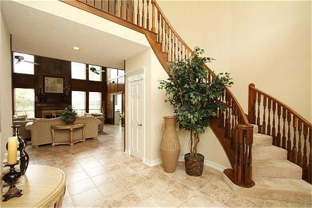 2nd image of 3305 Ivy Falls Dr