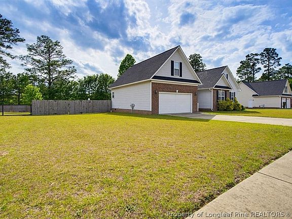 4th image of 332 Wood Valley Ln