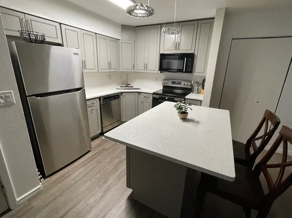 2280 S Oswego Way APT 105, Aurora, CO 80014