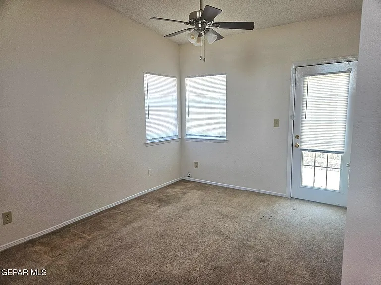 7700 Dianjou Dr — Photo 18