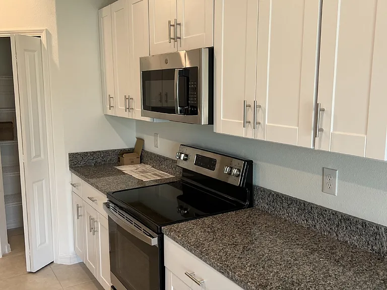 12767 Weston Oaks Ln — Photo 6