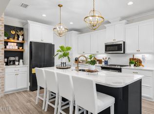 9716 Sweetfield Ln, Southport, FL 32409