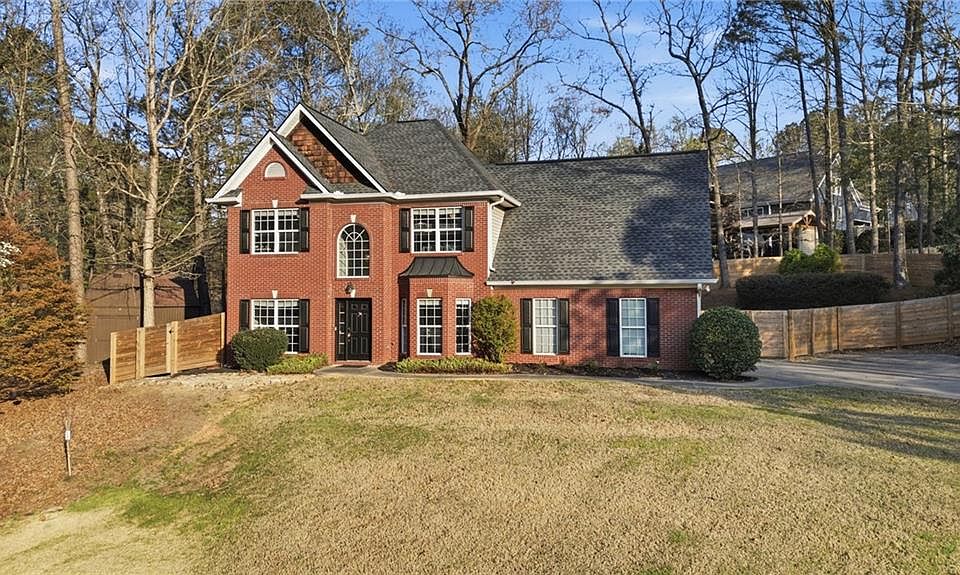 1st image of 27 Meadows Ct