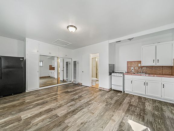 2nd image of 540 N Garfield Ave #F