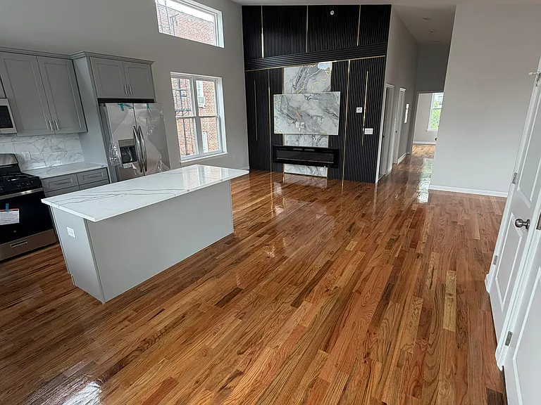 181 Munn Ave #4 — Photo 3
