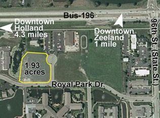 201 W Royal Park Dr, Zeeland, MI 49464