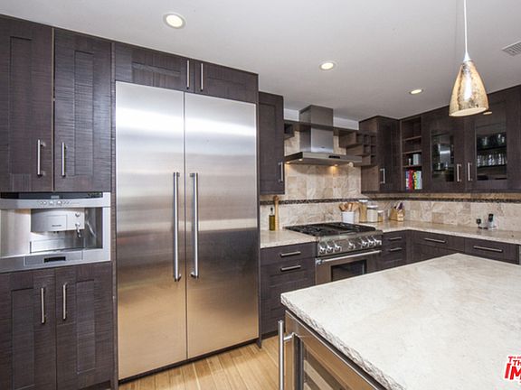 5th image of 5102 Copperfield Ln