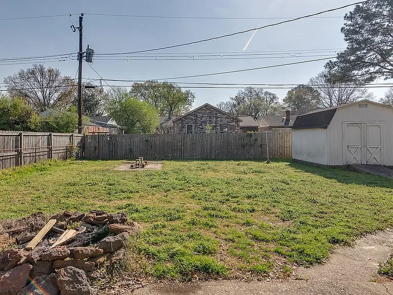 1770 Hood St — Photo 3