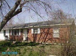 2402 Sycamore Pl, Springdale, AR 72762