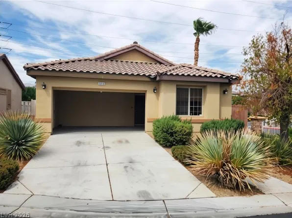 2016 Pelican Sky Beach Ave, North Las Vegas, NV 89081