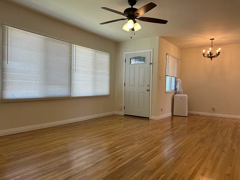 3445 Carmona Ave — Photo 2
