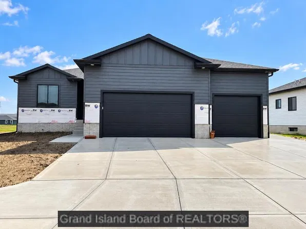 1519 Sagewood Ave, Grand Island, NE 68803