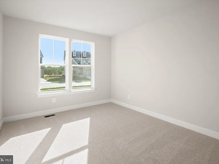3823 Solidarity Cir — Photo 22