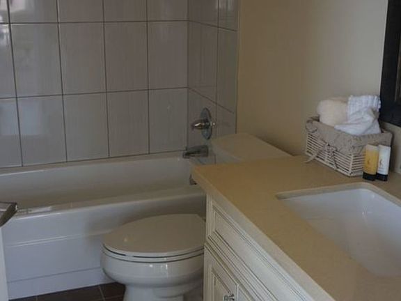 4th image of 155 S Oxford Ave APT 503