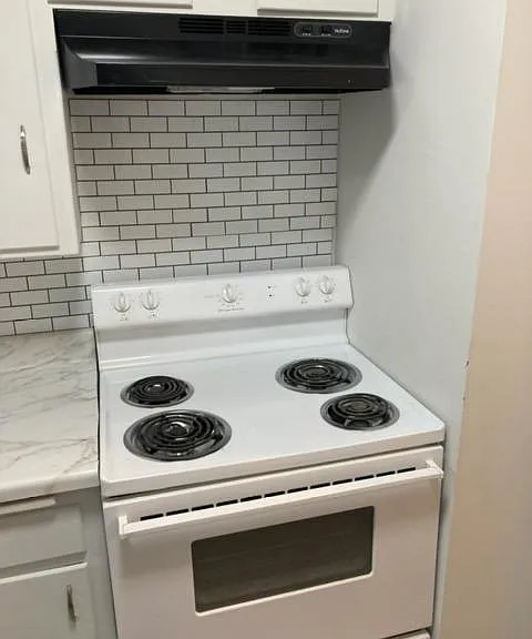 910 O St — Photo 6