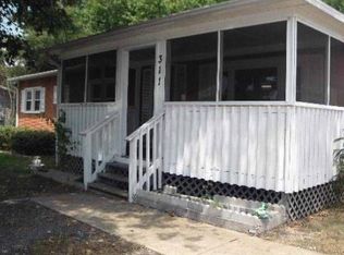 311 W Washington St, Remington, VA 22734