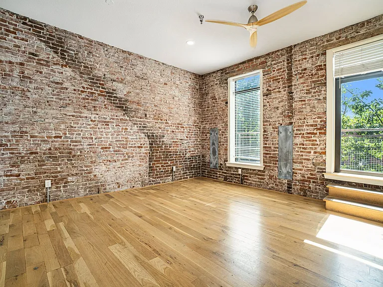 435 Westport Rd #302 — Photo 27