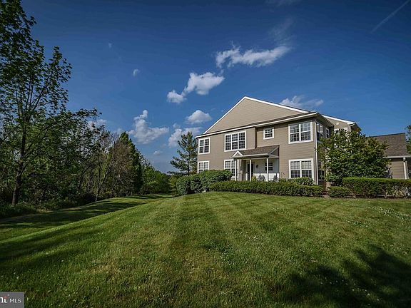 2nd image of 169 Lewisville Ct