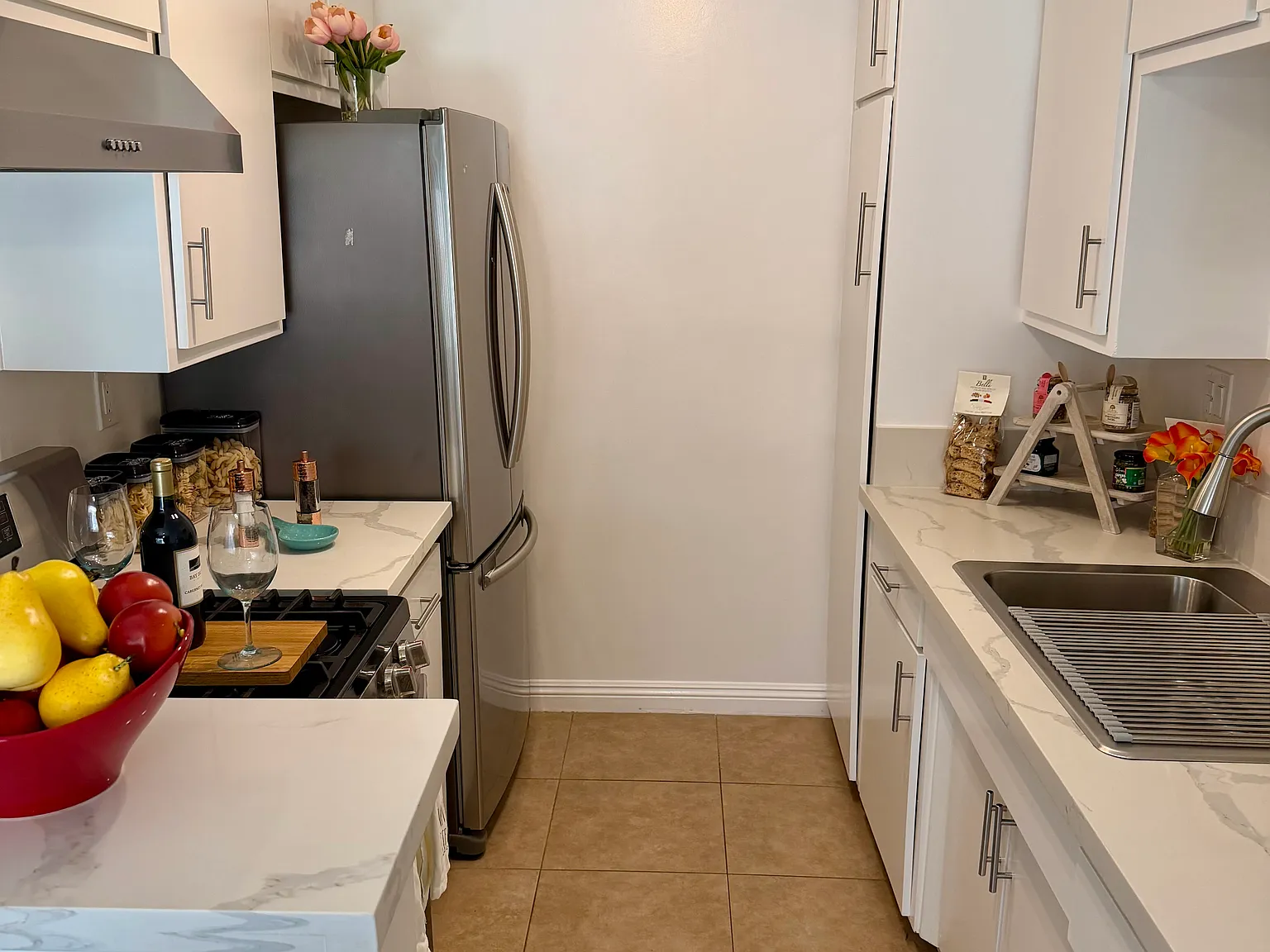 1814 N Serrano Ave — Photo 1