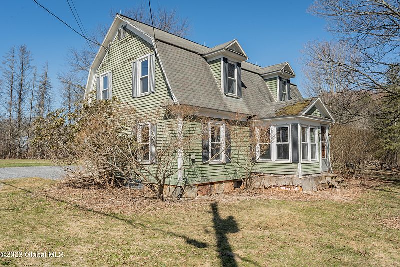 3rd image of 4874 Jockey Street