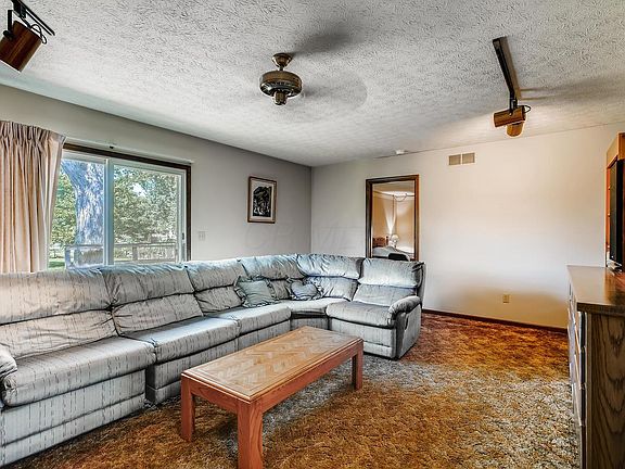 4th image of 336 Amfield Ct