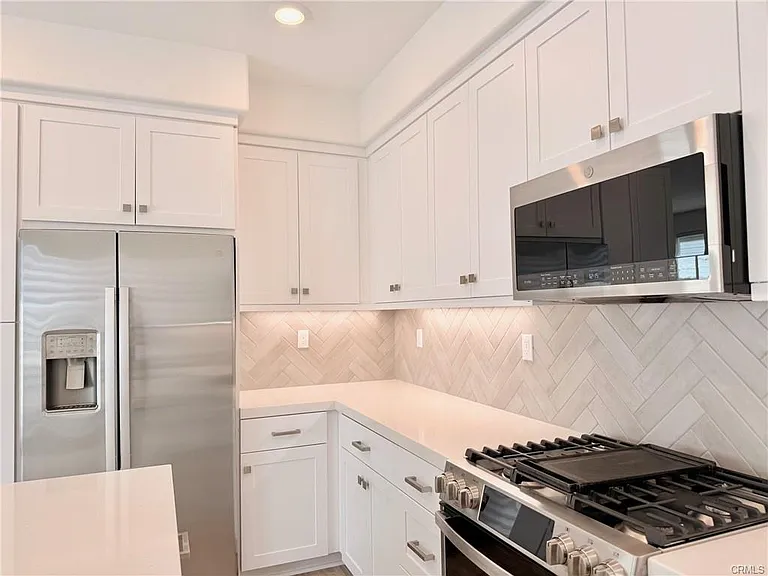 1677 W Lincoln Ave #103 — Photo 6