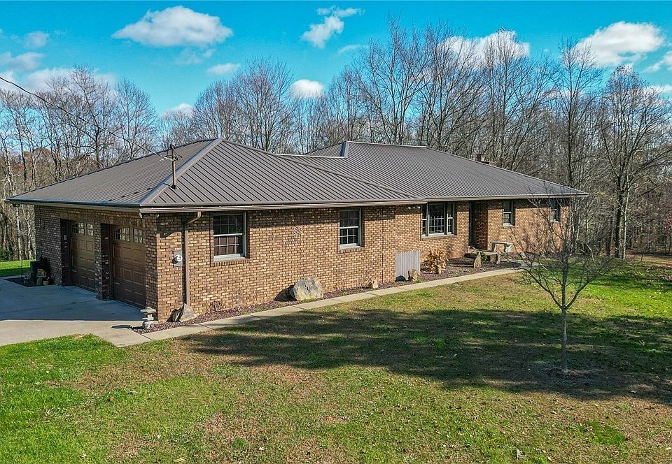 1st image of 285 Debbie Dr