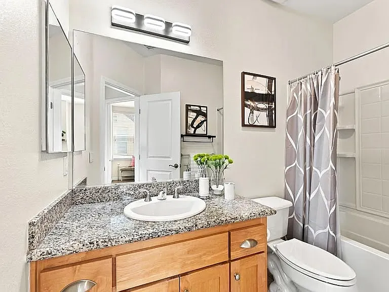 Bel Air Ct, Mountain View — Photo 3