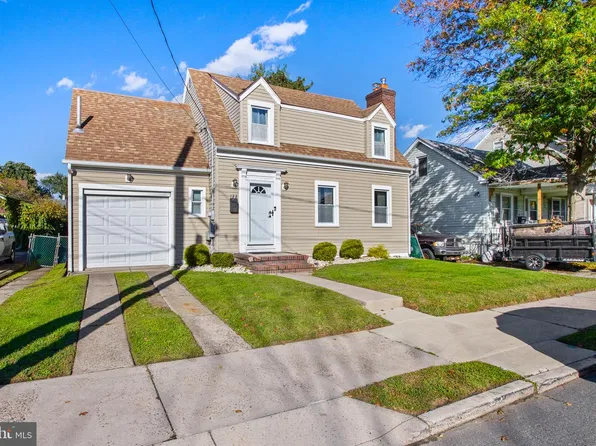 122 Huff Ave, Trenton, NJ 08618