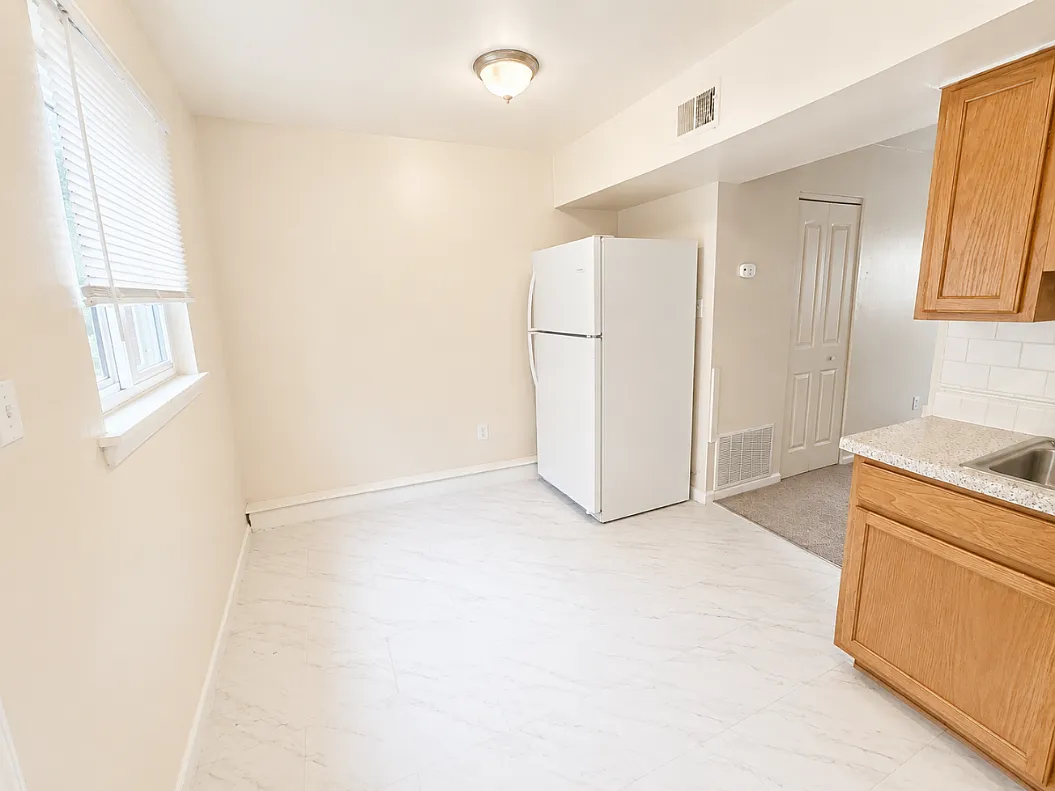 2 bed, 750 sqft, $1,195 — Photo 4