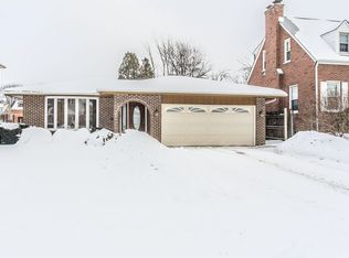 11559 S Oakley Ave, Chicago, IL 60643