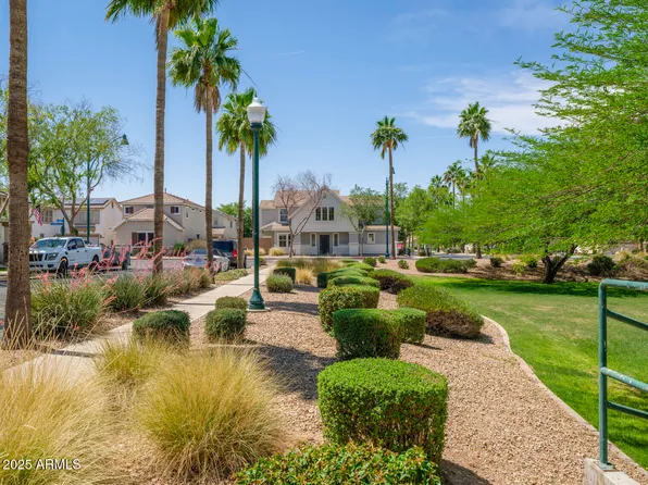 8723 E KIOWA Avenue, Mesa, AZ 85209